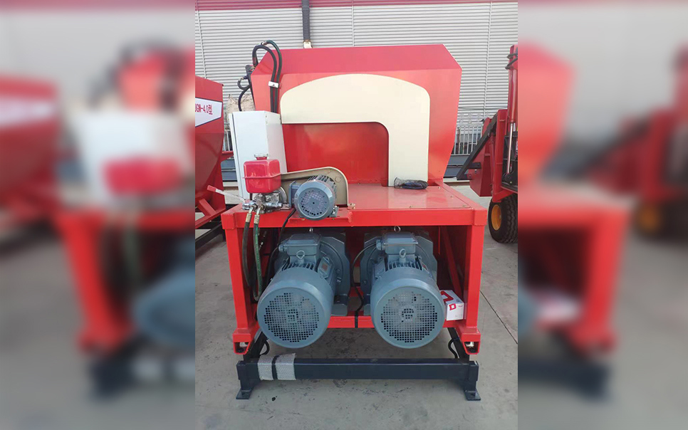 標(biāo)題：9JGW-6.0型固定臥式全混日糧攪拌機(jī)
瀏覽次數(shù)：79
發(fā)表時(shí)間：2023-12-12